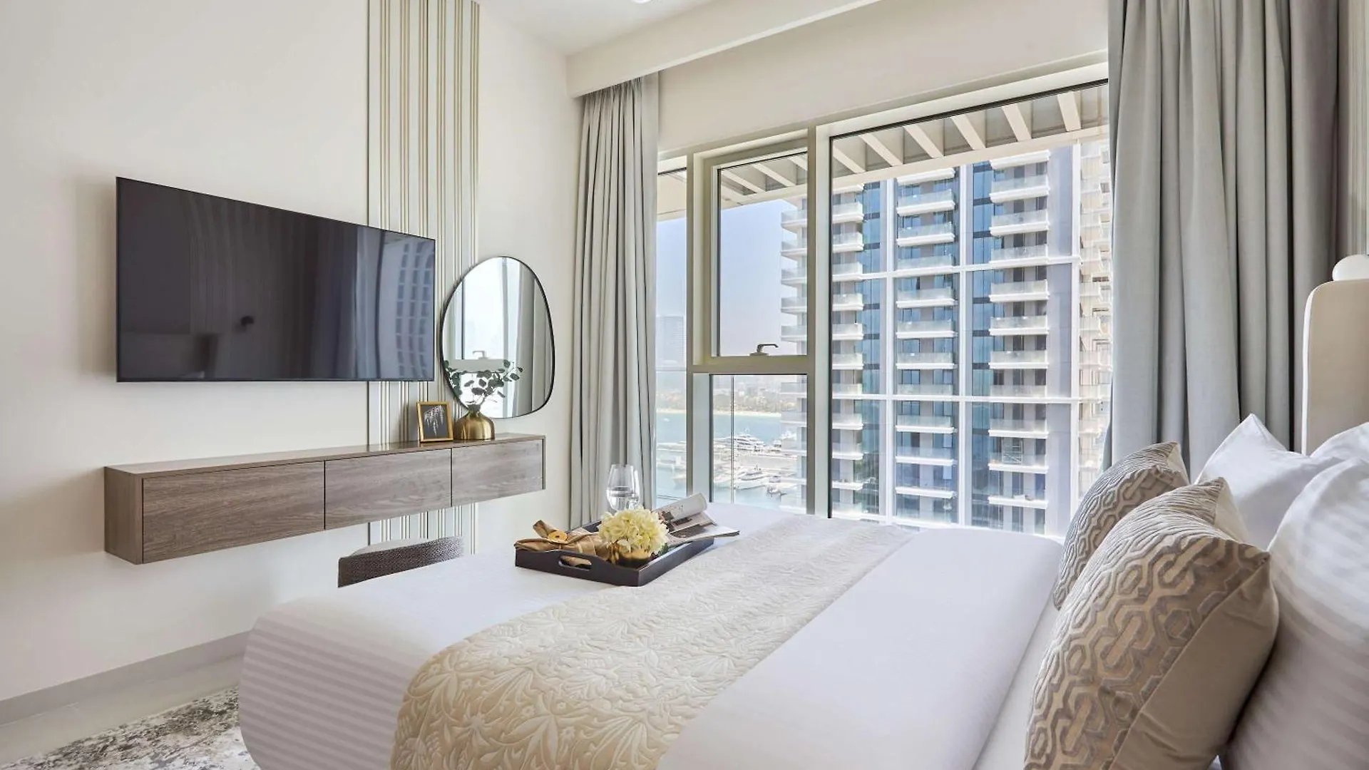 Frank Porter - Grand Bleu Tower 2 Dubai Apartment